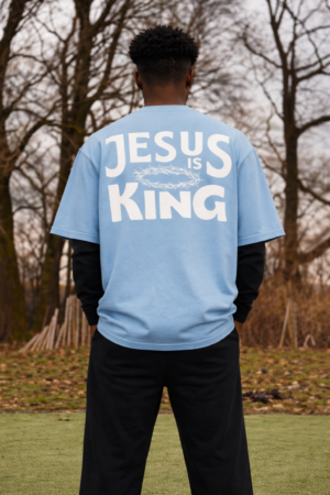 Jesus Is King - Oversized Tee